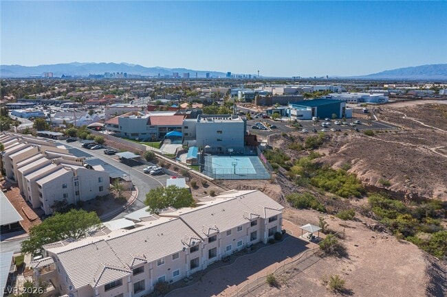 Building Photo - 1844 Scimitar Dr
