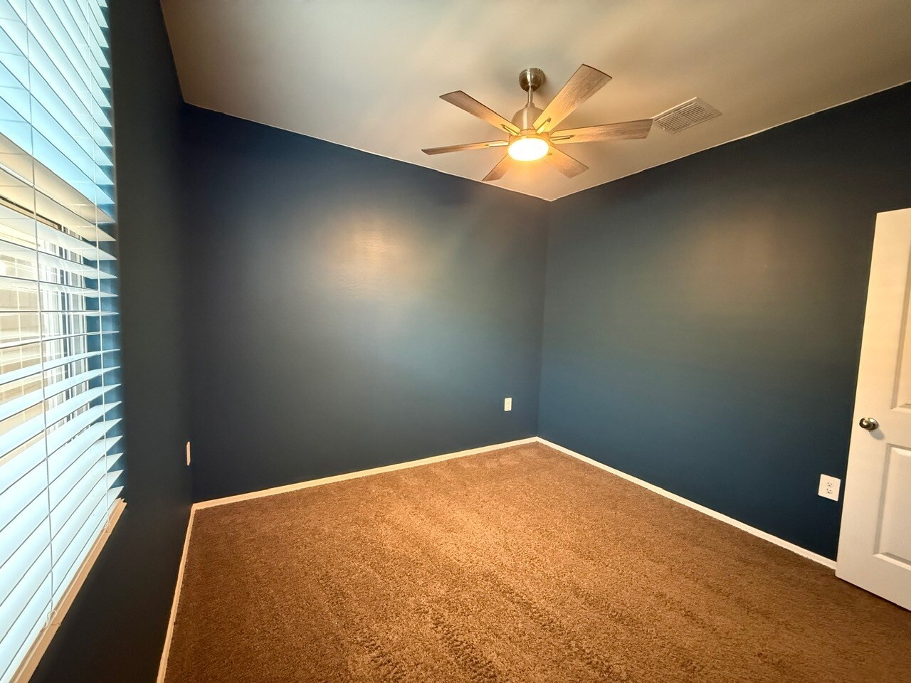 Bedroom#3 - 5286 E Gummite Dr