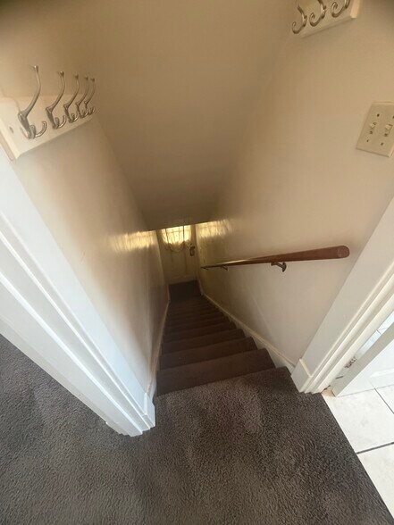 Building Photo - 500 Mount Vernon Ave