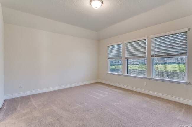 Building Photo - 27311 Gemstone Wy.