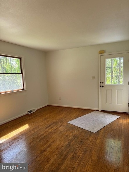 Building Photo - 6025 Honey Hollow Rd