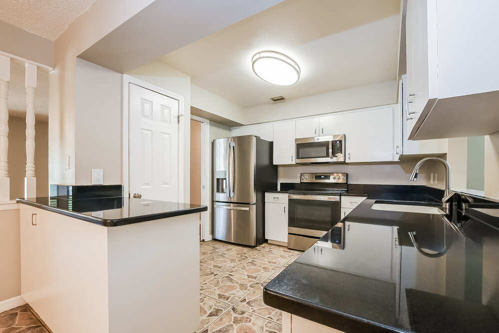 Building Photo - 8318 Mattituck Cir
