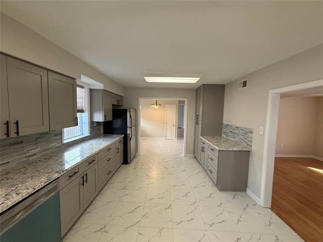 Building Photo - 22 Bluebird St