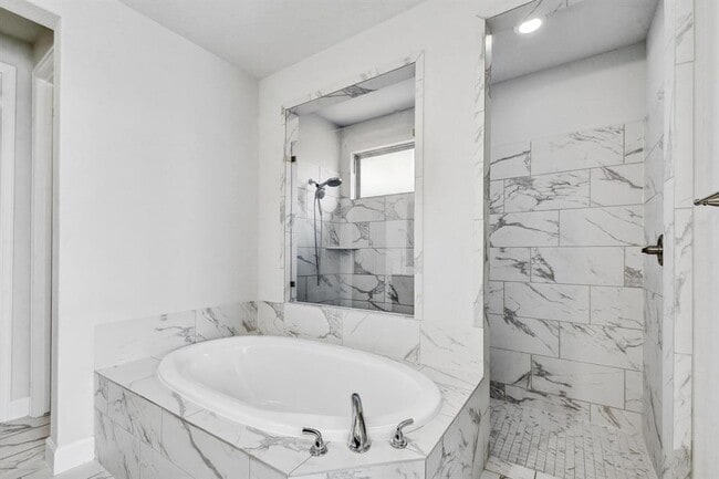 Building Photo - 3213 Little Willow