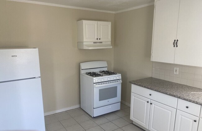 Building Photo - Lovely 2 Bedroom, 1 Bathroom Unit in Vallejo!