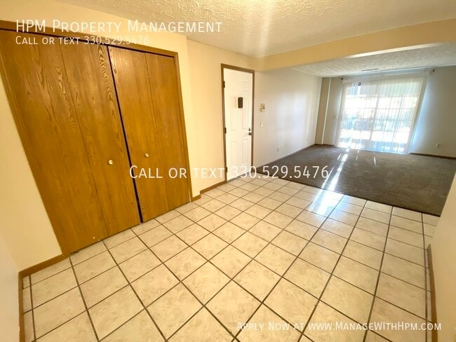 Building Photo - 1876 Ledgewood-A8