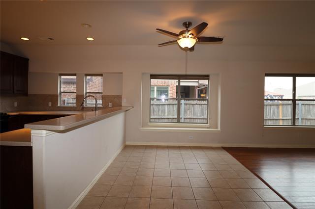 Building Photo - 3014 Pinecrest Dr