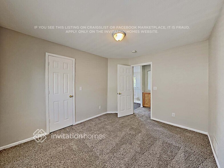 Building Photo - 10169 Fawnbrook Ln