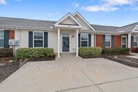 Building Photo - 669 Brook Trail