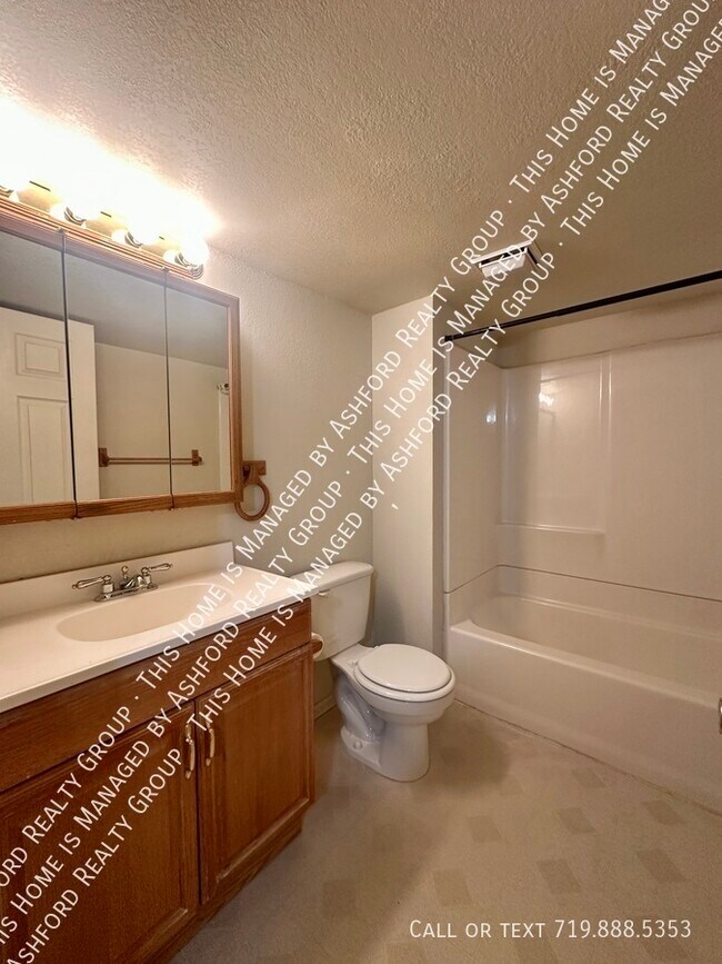 Building Photo - 1266 Mt Estes Dr