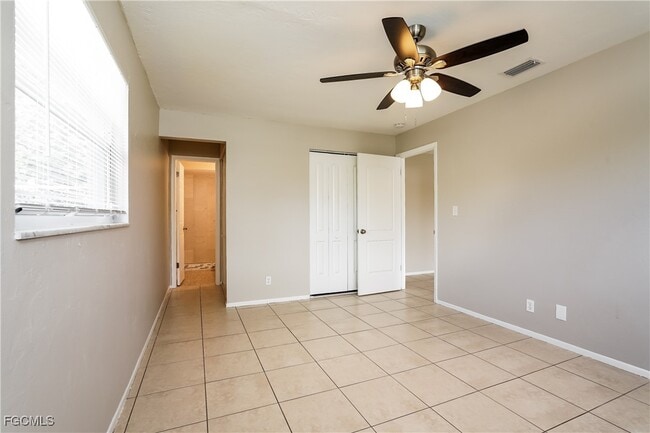 Building Photo - 7323 Barragan Rd
