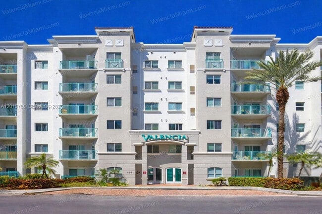 Building Photo - 6001 SW 70th St