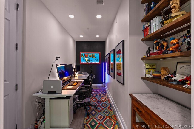 Building Photo - 9160 Wrangler Dr