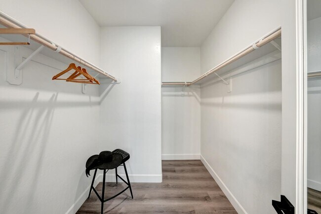 Building Photo - 2148 W Solo Wy