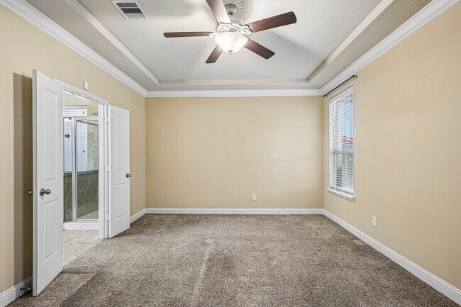 Building Photo - 4850 Palomar Ln