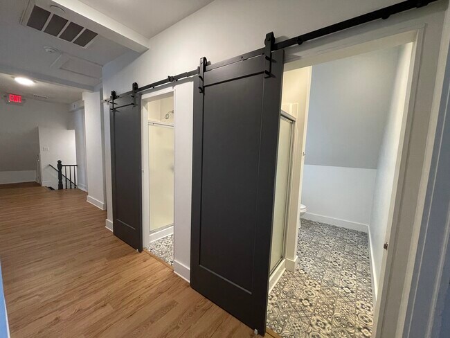 Building Photo - 53 Main St