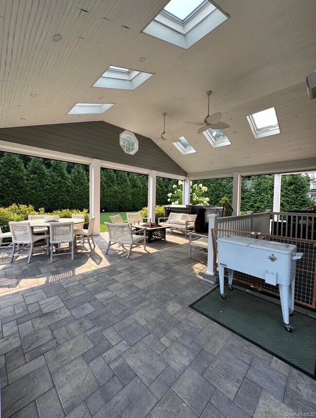 Building Photo - 42 Franklin Ave