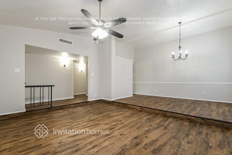 Building Photo - 2813 Dove Meadow Dr