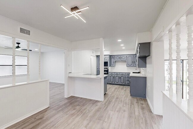Building Photo - 4109 Fortune Ln