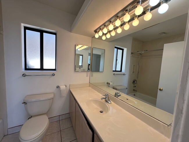 Building Photo - 1200 Palomino Rd