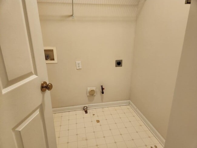 Building Photo - 3931 Tugaloo River Dr NW