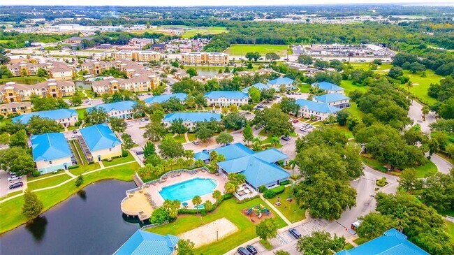 Building Photo - 2045 Grand Oak Dr