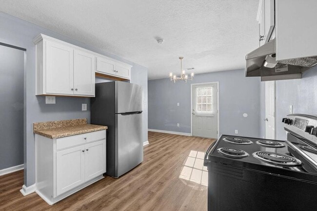 Building Photo - 1413 Springview Dr