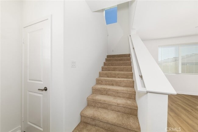 Building Photo - 1878 Sequoia Pl