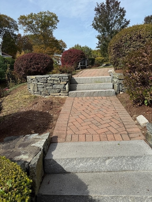 Building Photo - 4 Chartwell Cir