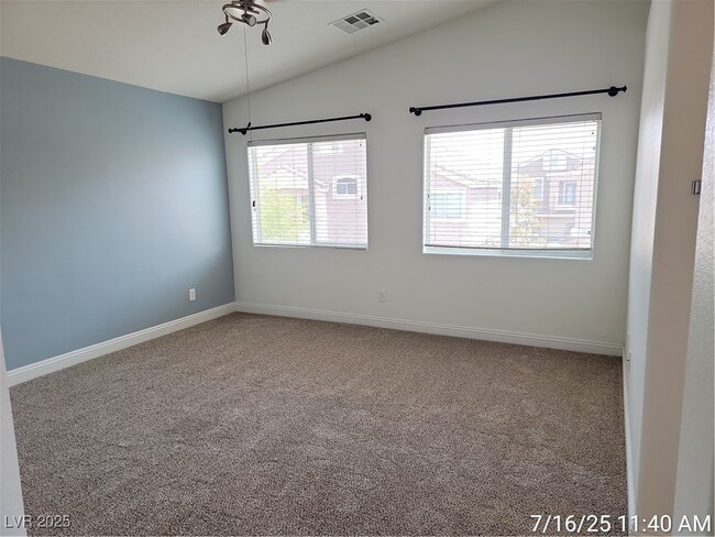 Building Photo - 1152 Harts Bluff Pl