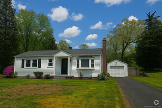 Building Photo - 36 Edwards Rd