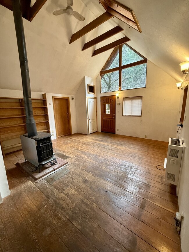 Building Photo - 17723 Lazy Dog Rd