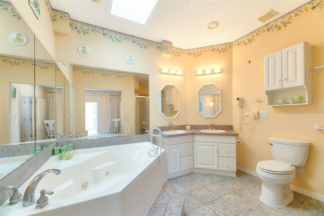 Building Photo - 430 Marsh Point Cir