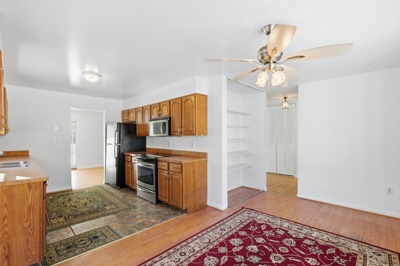 Building Photo - 4315 Spencer St