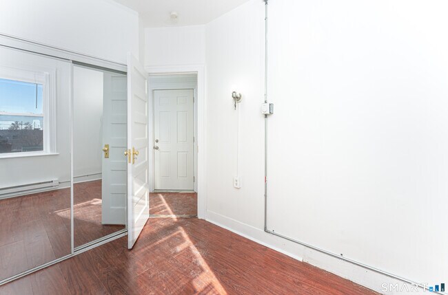 Building Photo - 35 Butler Ave