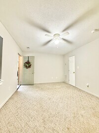 Building Photo - 102 Carter Sells Rd