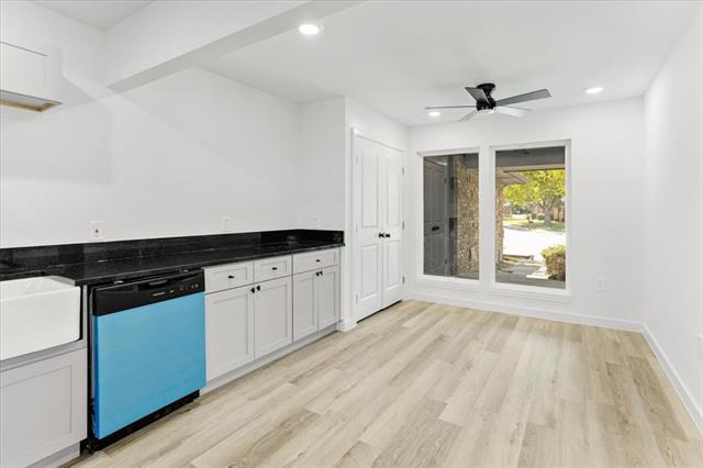 Building Photo - 2149 Willow Pl