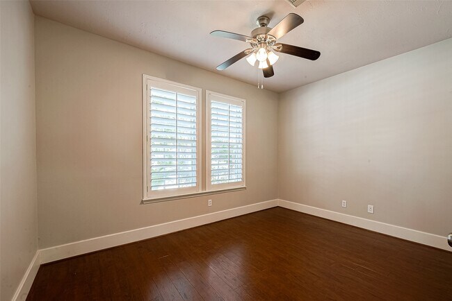 Building Photo - 11223 Switchgrass Ln