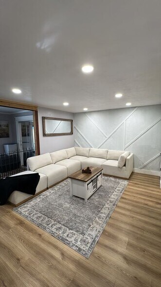 Building Photo - 2348 Merrigan Pl