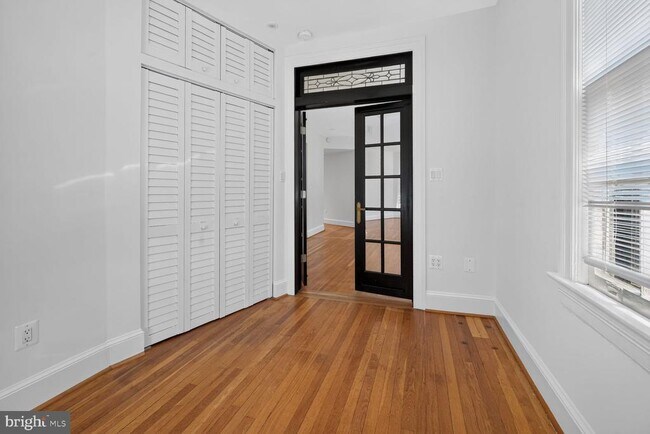 Building Photo - 3120 R St NW