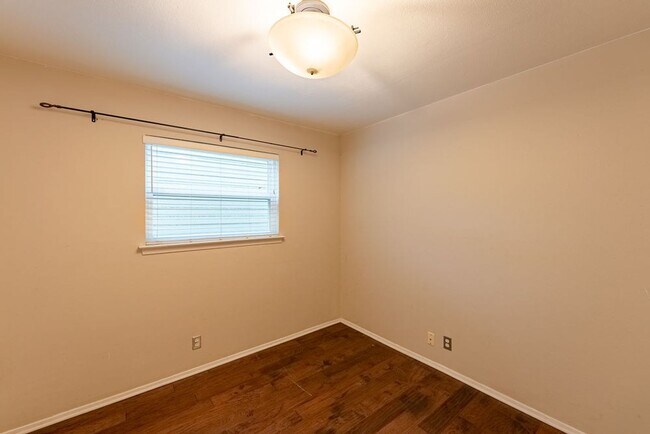 Building Photo - Charming 3 bed, 2 bath home in Mesa Park neighborhood!