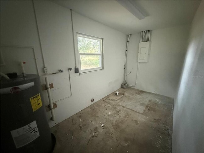 Building Photo - 859 CR 541