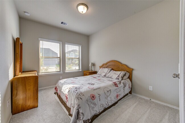 Building Photo - 31416 Cedar Elm Trl