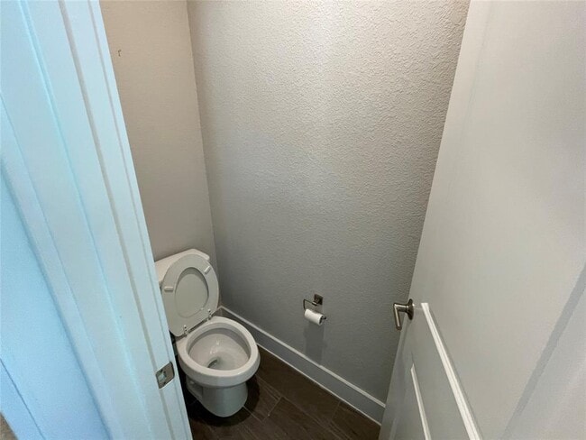 Building Photo - 8412 Cottage Rose Dr