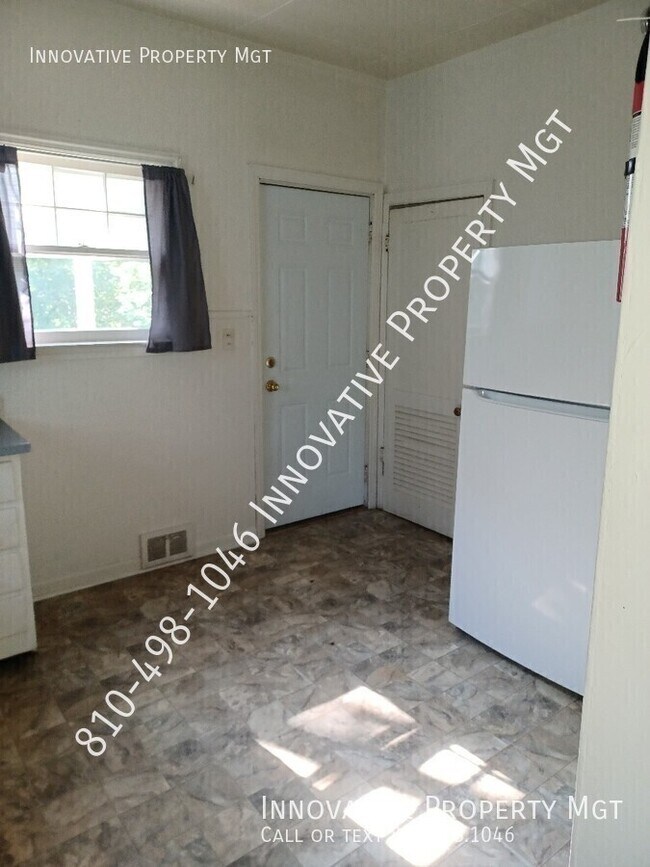 Building Photo - 1230 McIntosh-