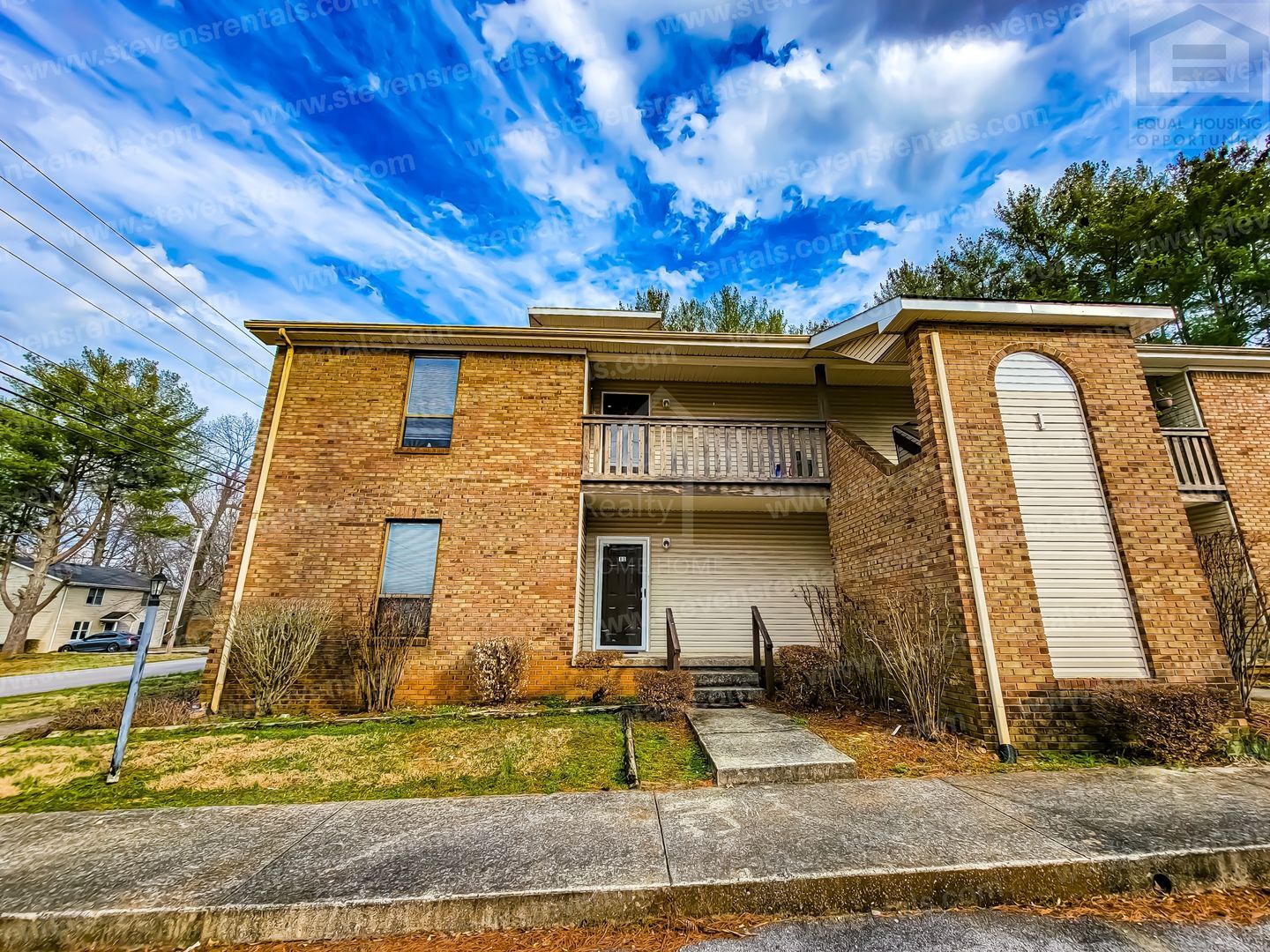 Building Photo - 419 Oriole Dr