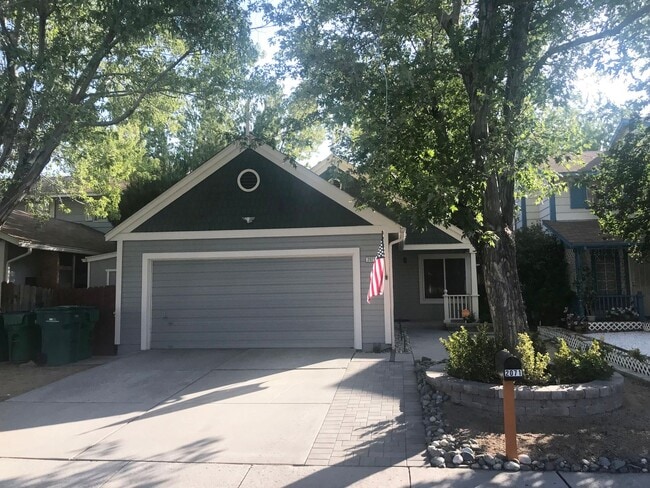 Building Photo - Single Story 2 Br, 2 Bath, 2 Car Home in Sparks