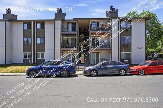 Building Photo - 2280 S Oswego Way