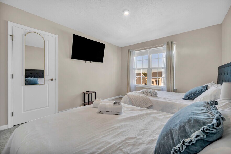 Building Photo - 1117 Kadas Ln