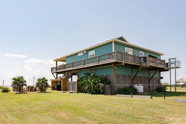 Building Photo - 986 Dolly St